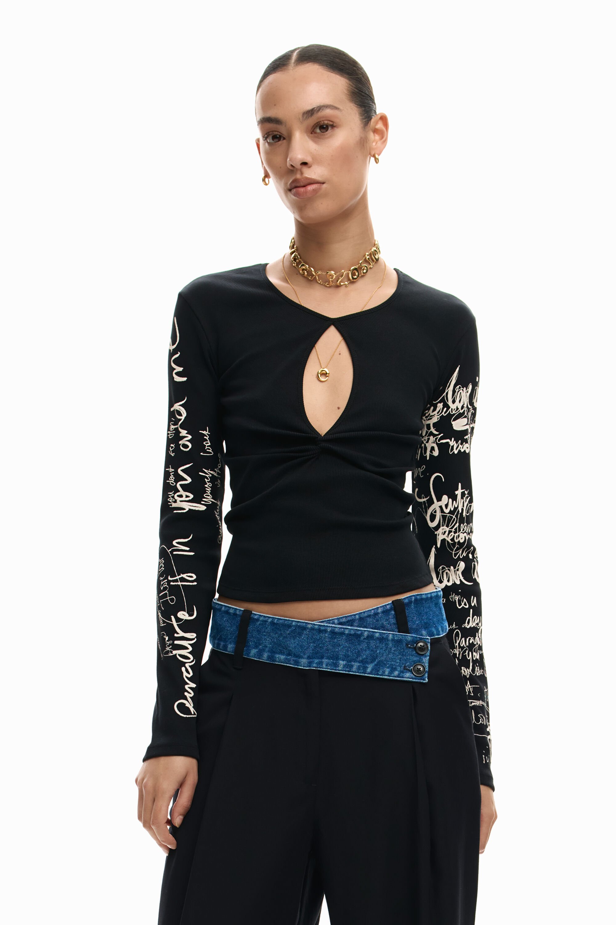 Desigual, T-Shirt mit Schlitz und Lettering, Damen, Baumwolle, Schwarz, M