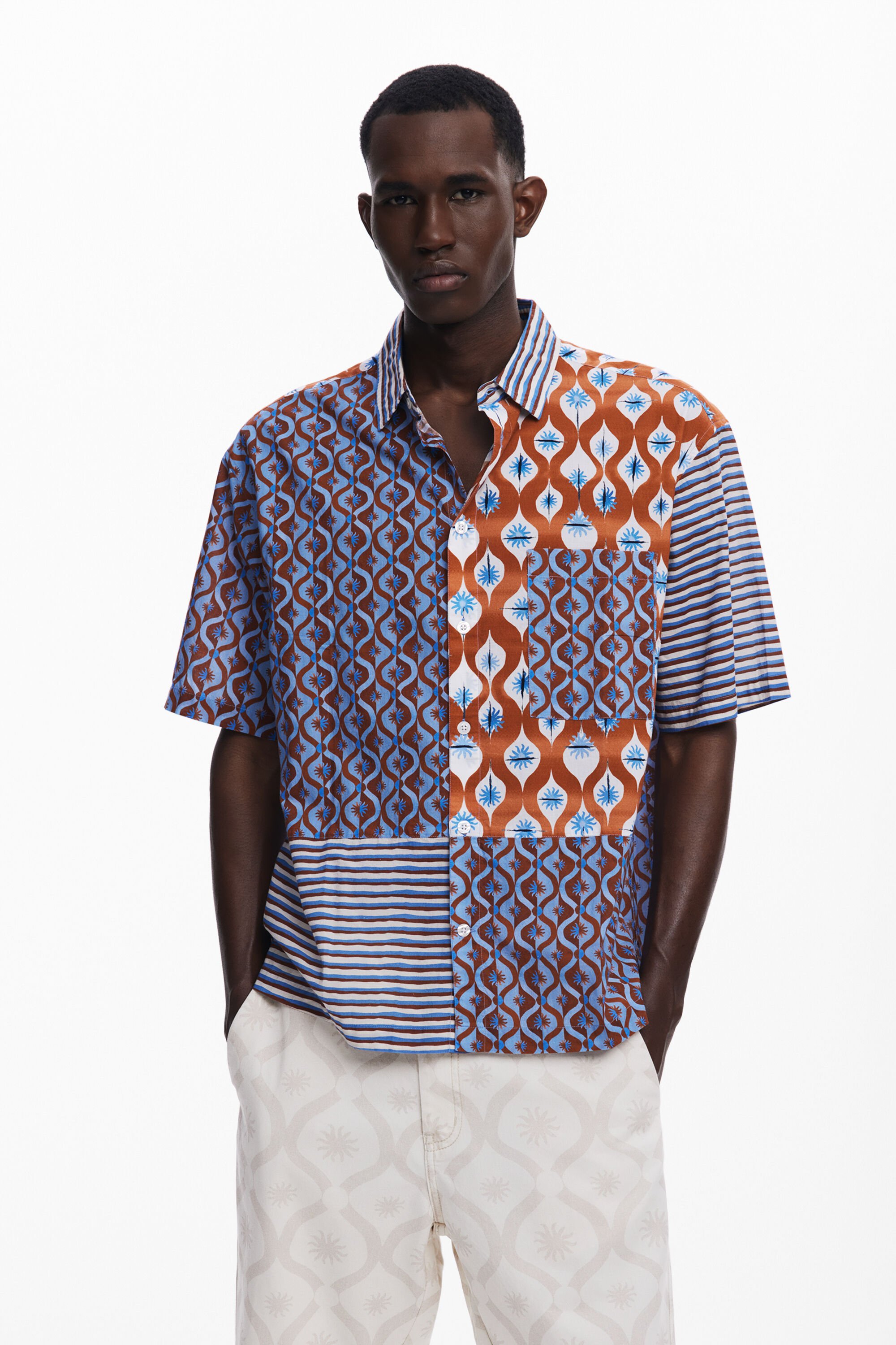 Desigual, Kurzarmhemd mit Sonnenmuster, Herren, Baumwolle, Blau, XL