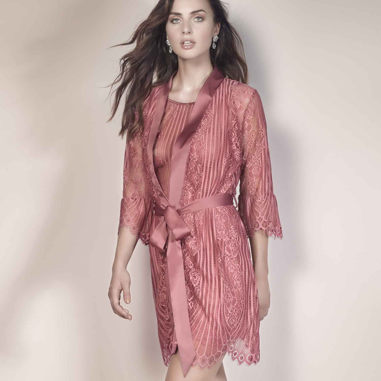 Escora Anmutiger Negligee - Mantel