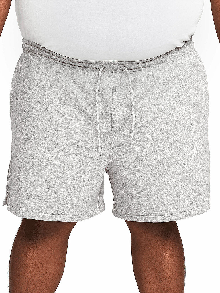 NIKE Herren Shorts ClubFlow grau | S