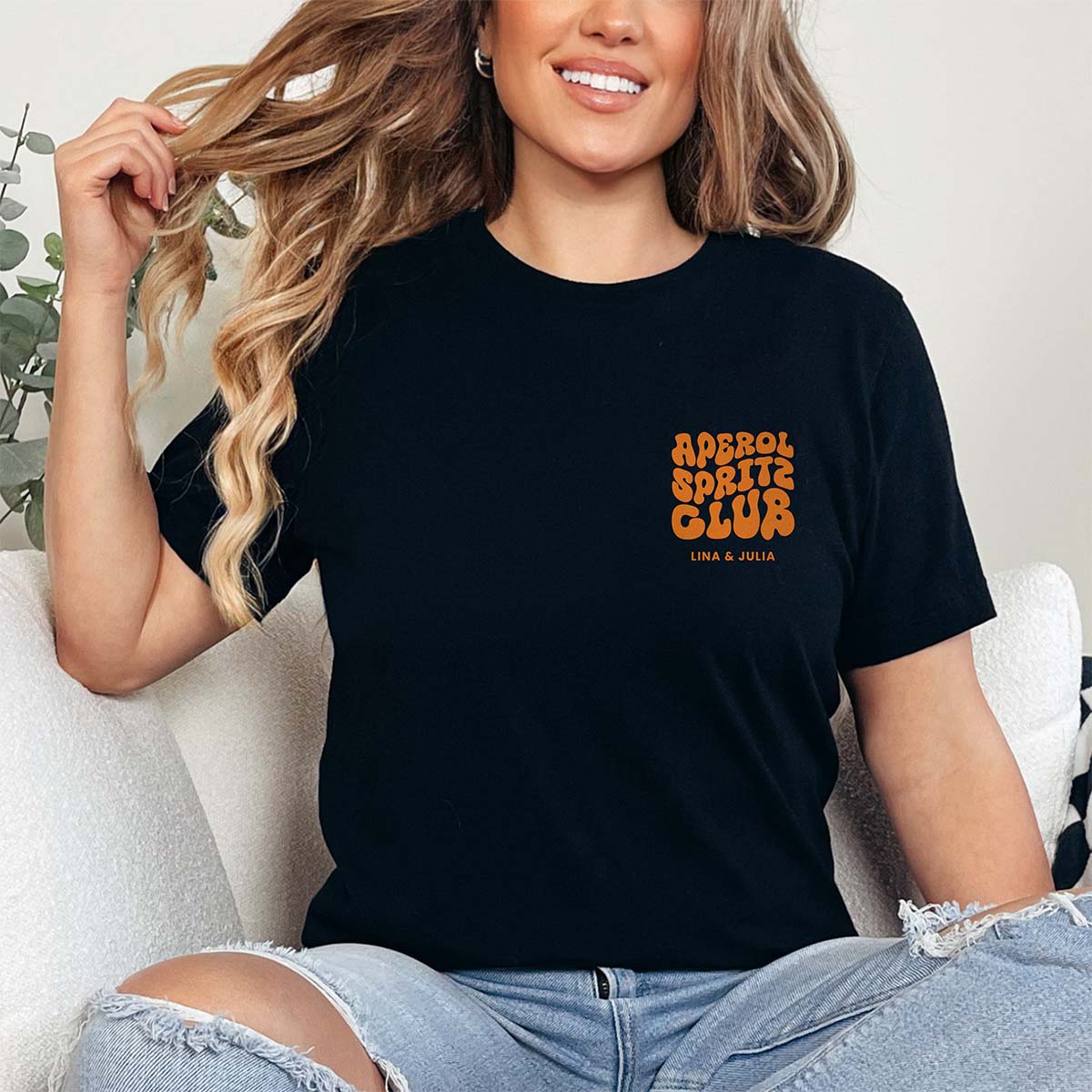 Personalisierbares Aperol Spritz Club T-Shirt, Geburtstagsgeschenk, Geschenke für Frauen, Geschenke für Freundin, Geschenk für Schwester, Witzige Geschenke, Kleine Geschenke, Geschenk, Geschenkidee