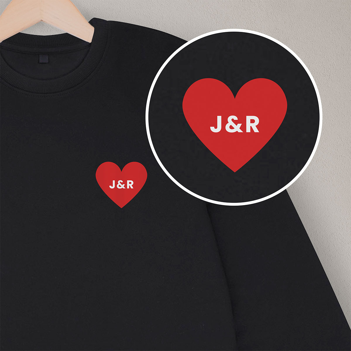 Personalisierbarer Pullover Herz mit Initialen, Weihnachtsgeschenk, Witzige Geschenke, Romantische Geschenke, Hochzeitsgeschenk, Kleine Geschenke, Geschenk, Geschenkidee