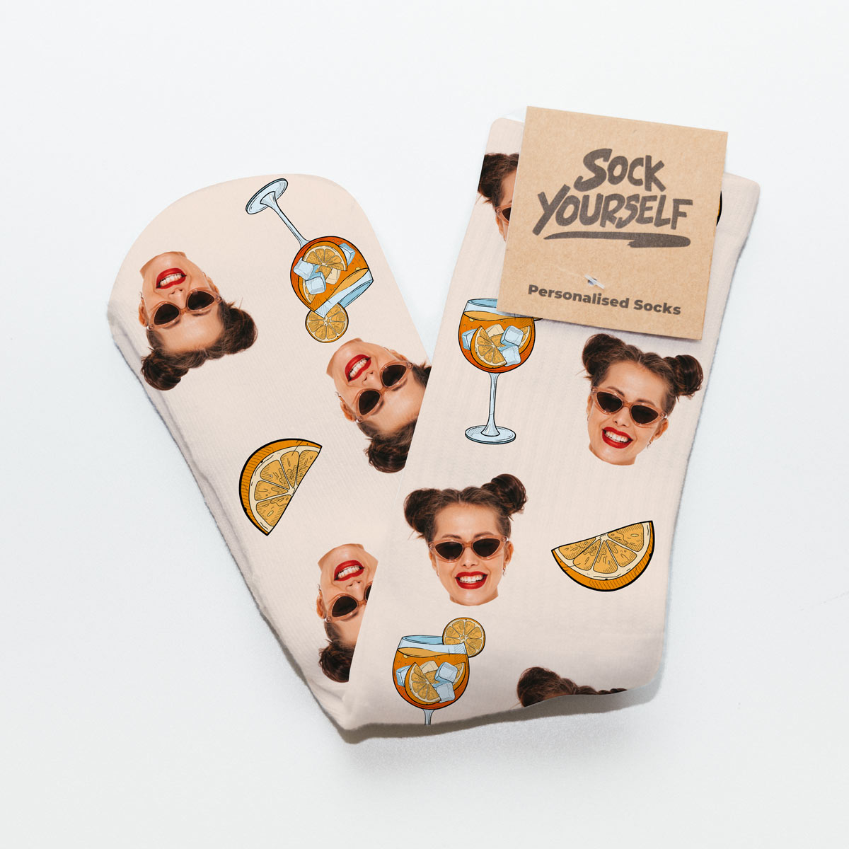 Personalisierbare Aperol Socken mit Gesicht, Weihnachtsgeschenk, Fotogeschenk, Geburtstagsgeschenk, Geschenke für Frauen, Geschenke für Freundin, Geschenk für Schwester, Witzige Geschenke, Kleine Geschenke, Geschenk, Geschenkidee