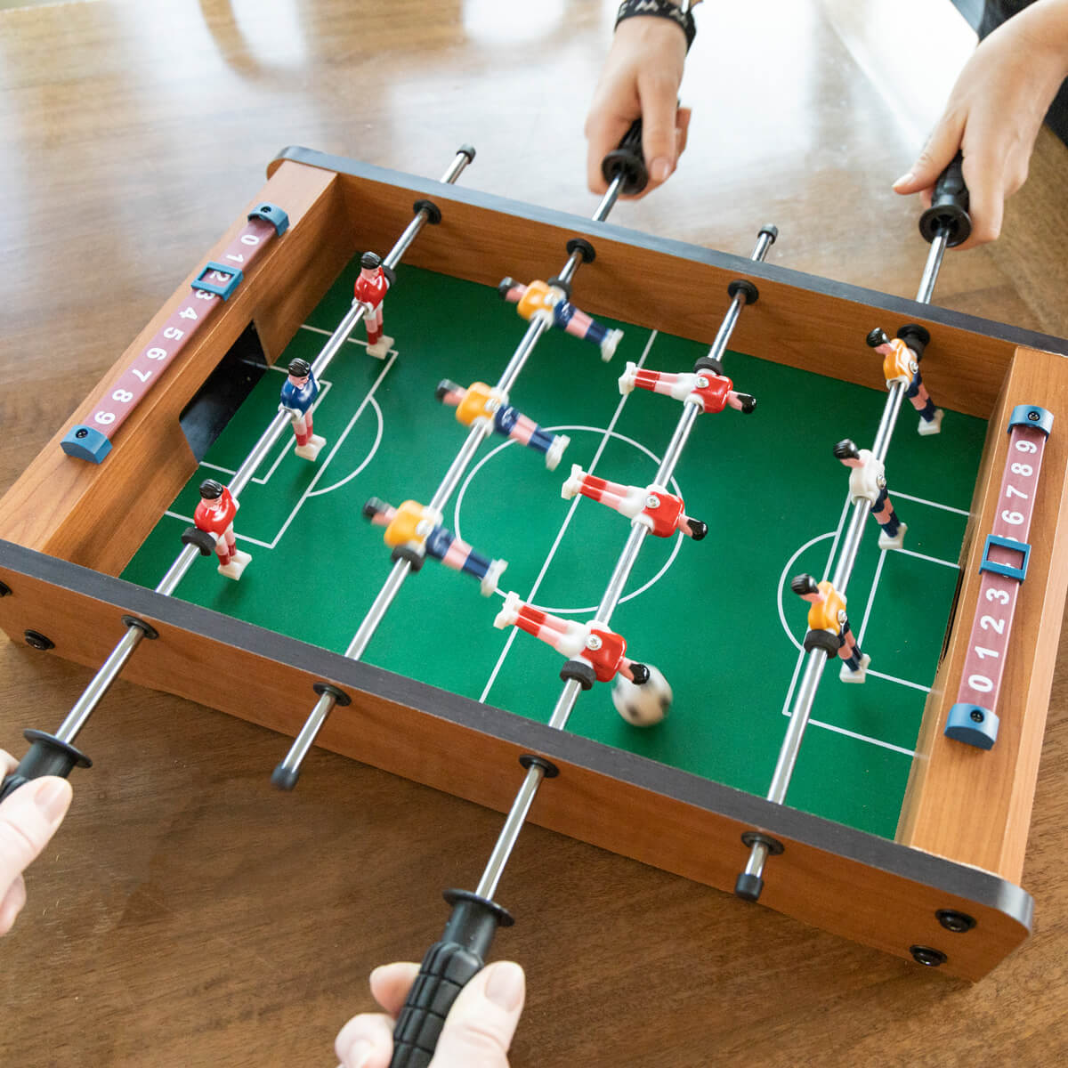 Tischkicker, Kicker, Fußball, Sport, Geschenk für Männer, Freund, Sohn, Spaß, Party, Feier, Spaß, Spiel, Geschenk für Männer, Geschenk für Freund, Geschenk für Bruder, Geschenk für Papa, Witzige Geschenke, Romantische Geschenke, Hochzeitsgeschenk, Geschen