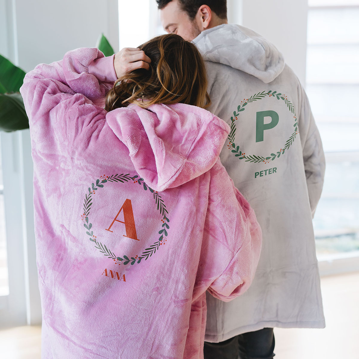 Personalisierbare Hoodie Decke mit Weihnachtsmonogramm, Weihnachtsgeschenk, Witzige Geschenke, Romantische Geschenke, Hochzeitsgeschenk, Kleine Geschenke, Geschenk, Geschenkidee