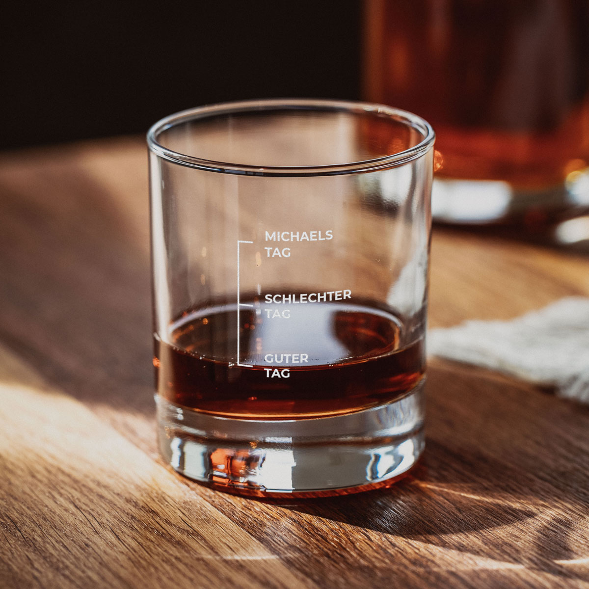 Whisky Glas mit Gravur und Namen, personalisiert, personalisierbar, Geschenk für Männer, Geschenk für Freund, Geschenk für Bruder, Witzige Geschenke, Romantische Geschenke, Hochzeitsgeschenk, Kleine Geschenke, Geschenk, Geschenkidee