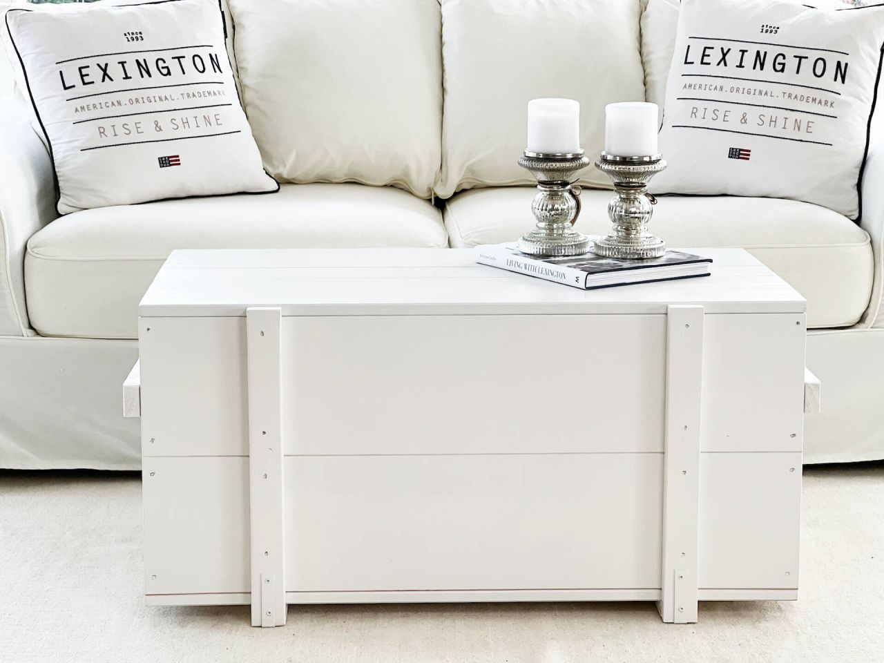 Holztruhe weiß aus massivem Kiefernholz im Vintage Look