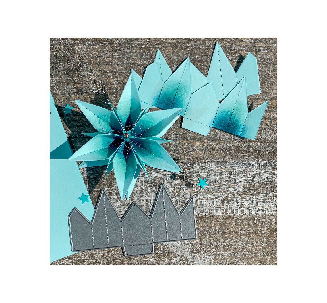 Stanzschablonen-Faltstern 'Groß'