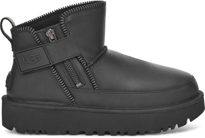 UGG CLASSIC MINI MOTO Stiefel 2025 black - 42