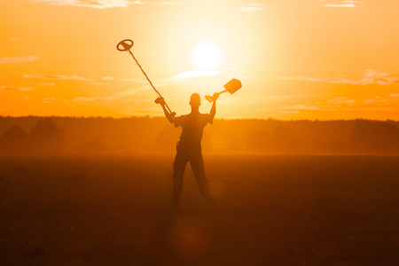 Metalldetektor auf Rechnung kaufen